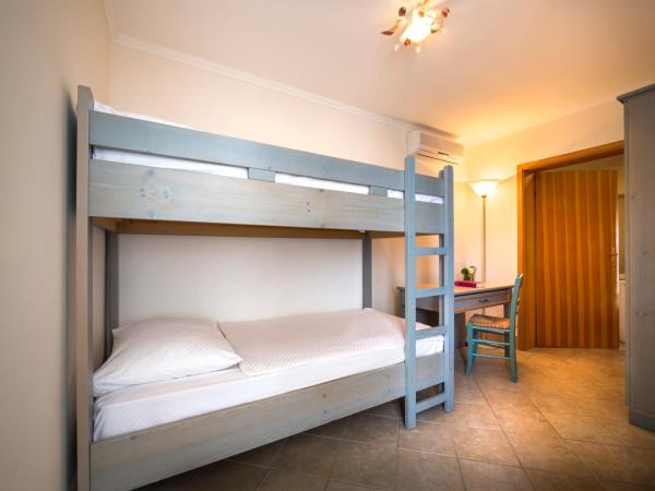 Maistra Select Island Hotel Katarina : photo 4 de la chambre suite deluxe - belvedere