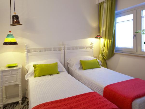 Casa Marta Capri : photo 9 de la chambre chambre quadruple