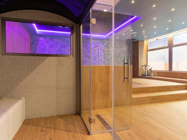 Aparthotel Los Girasoles : photo 9 de la chambre forfait romantique - chambre double