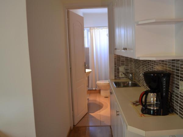 Rivitel Marousi Apartments : photo 7 de la chambre appartement 2 chambres