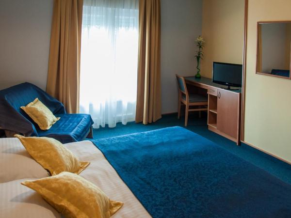 Guest Accomodation Tamaris : photo 2 de la chambre chambre double avec balcon