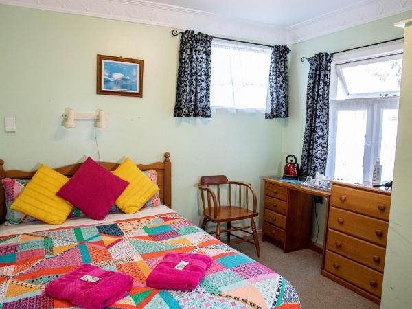 Richmond Guest House : photo 2 de la chambre chambre simple avec salle de bains privative