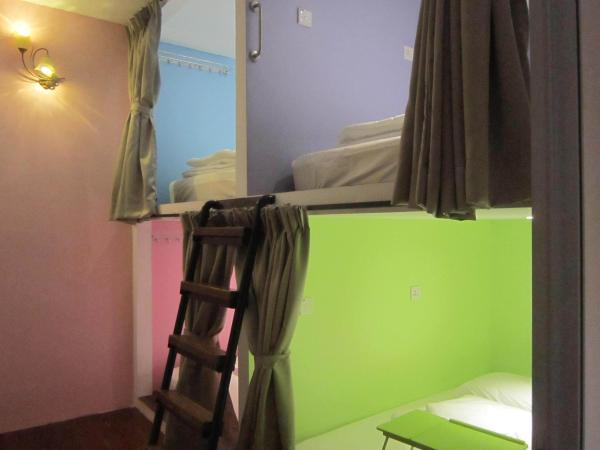 Thirty Three Stewart Houze : photo 3 de la chambre 4 lits doubles en dortoir