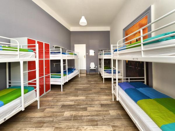 Onefam Home : photo 3 de la chambre lit dans dortoir mixte de 6 lits