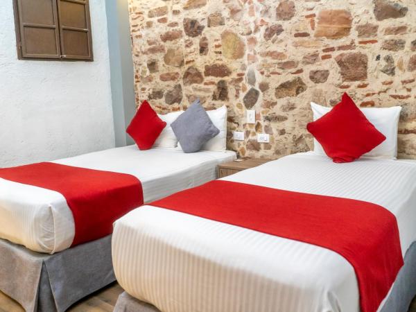 Hotel Hidalgo : photo 5 de la chambre petite chambre lits jumeaux