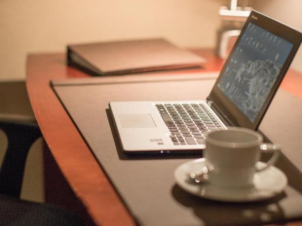 Hôtel Le Bonne Entente : photo 4 de la chambre hébergement lit queen-size distinctive