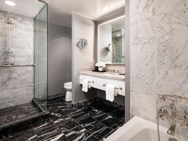 Four Seasons Hotel Atlanta : photo 5 de la chambre suite lit king-size avec terrasse