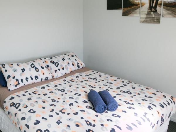 Finlay Jack's Backpackers : photo 1 de la chambre chambre double avec salle de bains commune