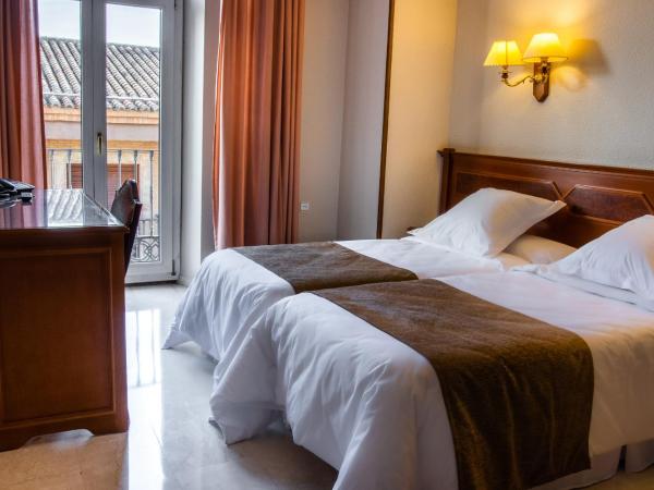Hotel Reina Cristina : photo 5 de la chambre chambre double ou lits jumeaux