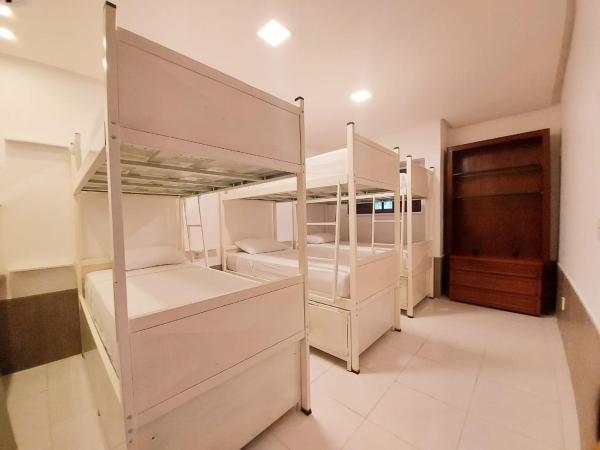 iHOSTEL ALDEOTA : photo 2 de la chambre lit dans dortoir pour hommes de 6 lits