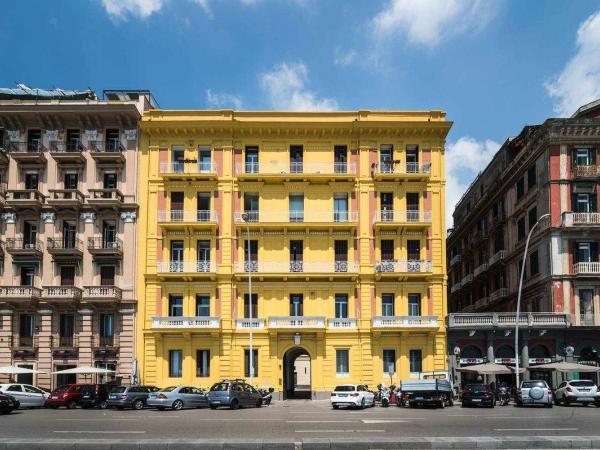 Seaside Caracciolo : photo 6 de la chambre chambre lit king-size - vue sur mer