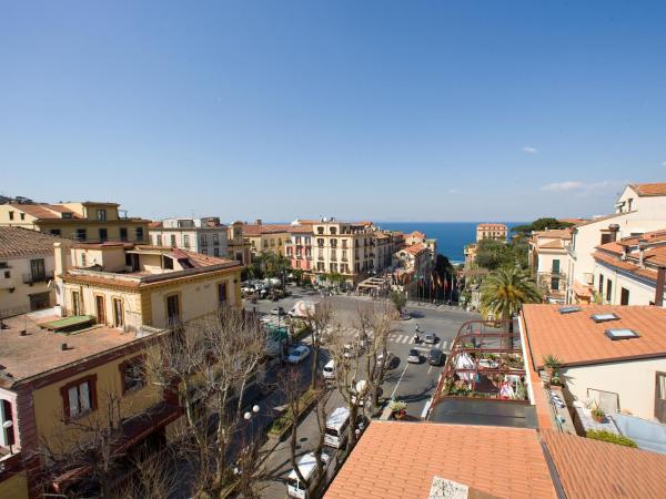 Hotel Villa Di Sorrento : photo 5 de la chambre chambre double ou lits jumeaux confort