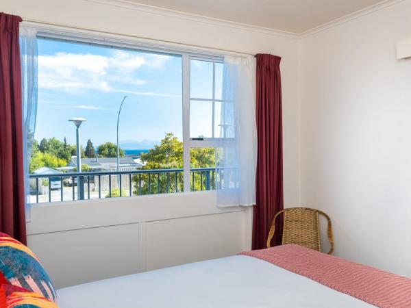 Chevron Motel : photo 1 de la chambre appartement 2 chambres avec canapé-lit