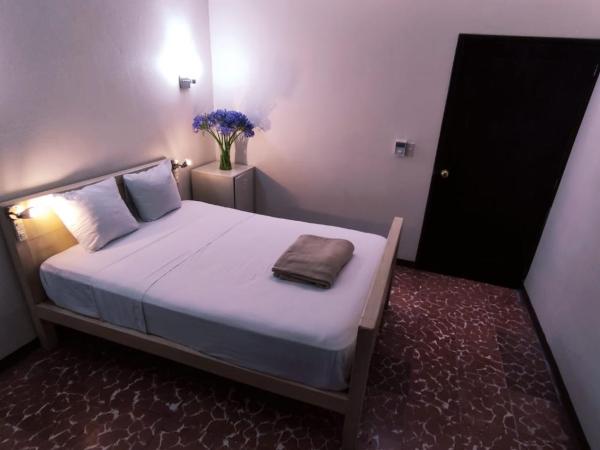 Hostal de Las Américas : photo 10 de la chambre chambre double Économique