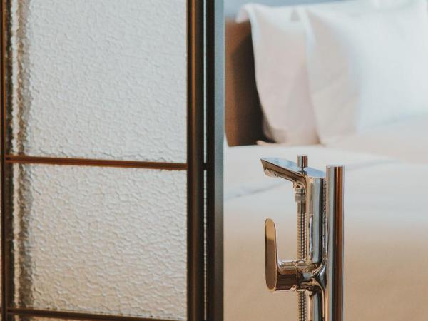 青岛海天大酒店 : photo 3 de la chambre chambre lits jumeaux - vue sur mer