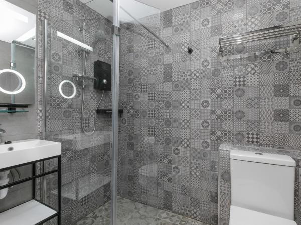 Number 11 by the Warren Collection : photo 3 de la chambre chambre triple deluxe