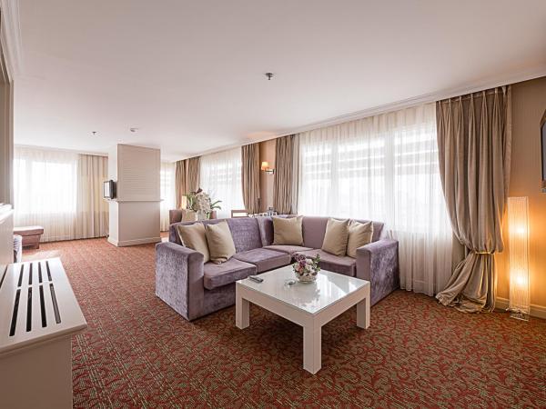 Dream Hill Business Deluxe Hotel Asia : photo 9 de la chambre suite