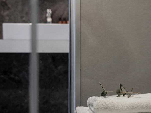 Morum City Hotel Chania : photo 8 de la chambre chambre double avec balcon