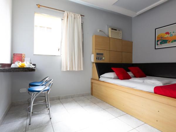 Hotel Anália Franco : photo 4 de la chambre suite avec baignoire spa