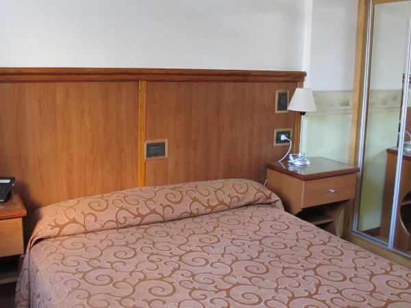 Hotel Pedraza : photo 2 de la chambre chambre double ou lits jumeaux