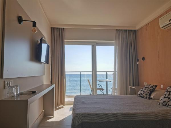 Sun Hotel By En Vie Beach : photo 6 de la chambre chambre lit queen-size - vue sur mer