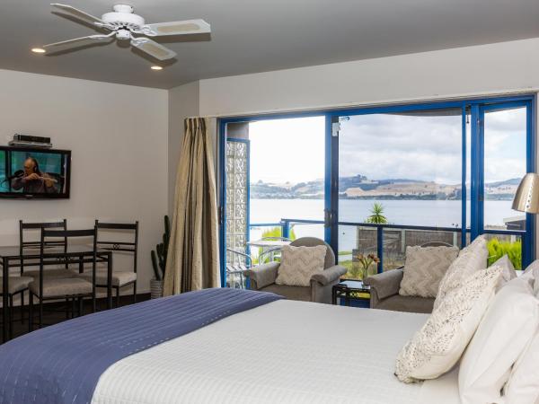 Clearwater Motor Lodge : photo 1 de la chambre chambre familiale - vue sur lac