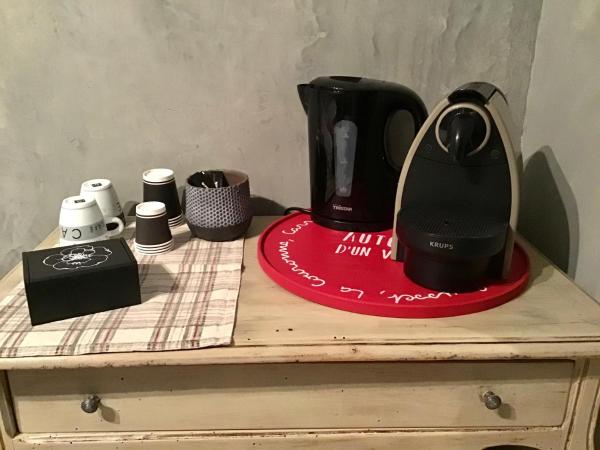 Villa fiora chambre : photo 5 de la chambre chambre double deluxe avec douche