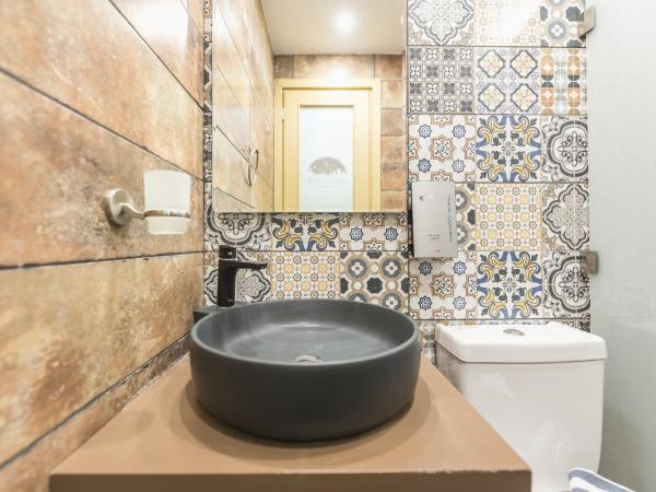 Athens Lights : photo 3 de la chambre chambre confort avec balcon - vue sur rue