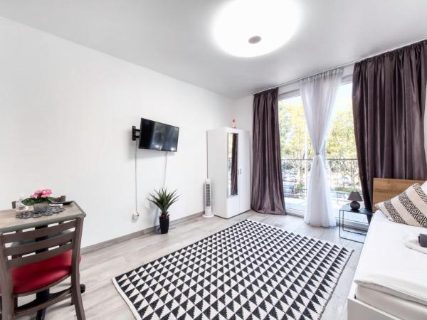 Pension Amanda : photo 6 de la chambre chambre simple avec salle de bains