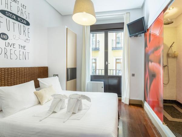 Madrid House Rooms : photo 9 de la chambre chambre double avec balcon