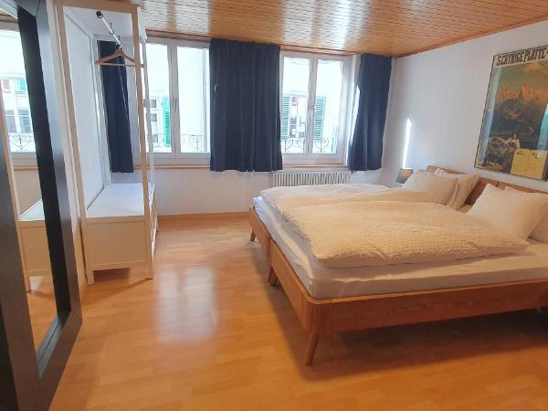 The Aarburg Hotel & Café : photo 4 de la chambre chambre double ou lits jumeaux - vue sur ville