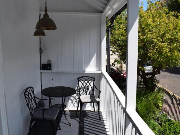 Colson House : photo 6 de la chambre chambre double deluxe avec balcon