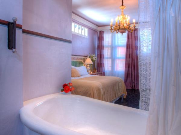 Hotel Boutique Rivera Del Rio : photo 2 de la chambre chambre lit king-size maria