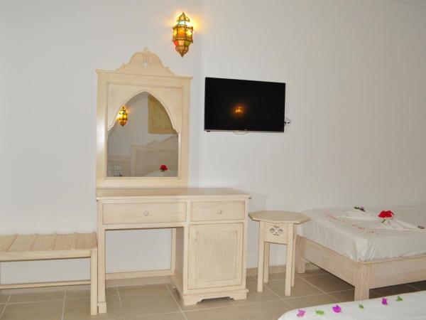 Hotel Zodiac : photo 5 de la chambre chambre triple