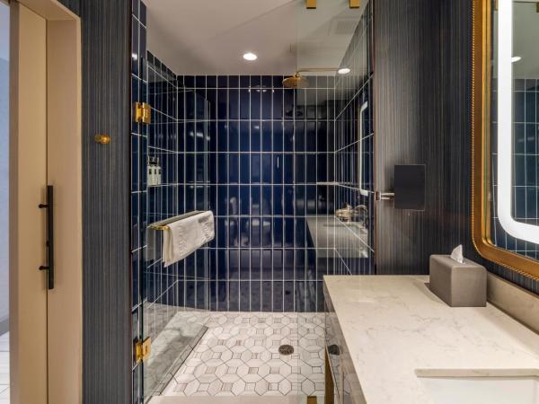 Omni Oklahoma City Hotel : photo 3 de la chambre premier room 1 king bed