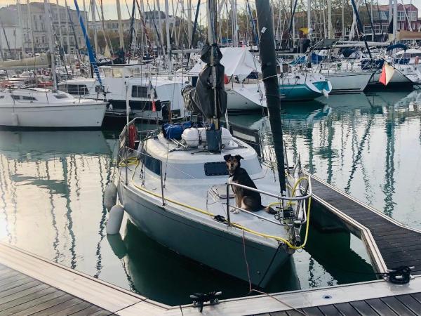 Nuit insolite sur un voilier au coeur de La Rochelle : photo 1 de la chambre studio - vue sur mer