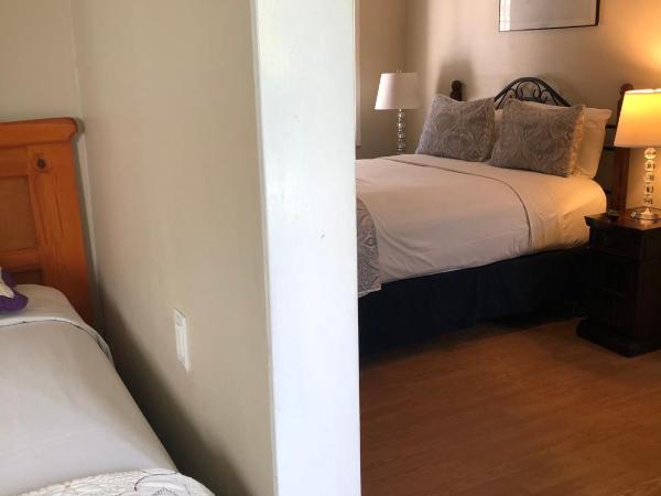 Rest Haven Motel : photo 10 de la chambre chambre familiale