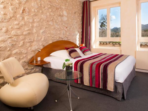 Auberge Du Roua : photo 3 de la chambre chambre supérieure - vue sur montagne