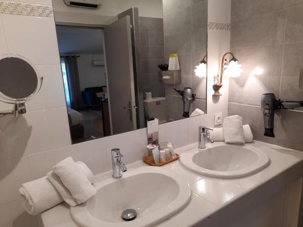 Le Fabian des Baux : photo 5 de la chambre chambre double classique