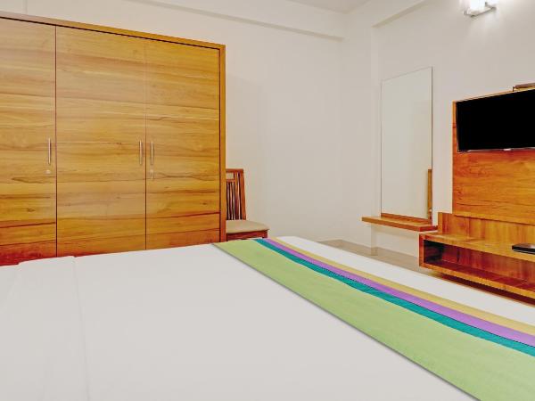 Treebo Kings Suits, HSR Layout : photo 5 de la chambre chambre double standard