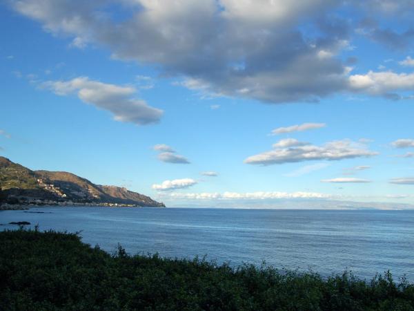 Hotel Lido Mediterranee : photo 7 de la chambre chambre double ou lits jumeaux Économique - vue sur mer