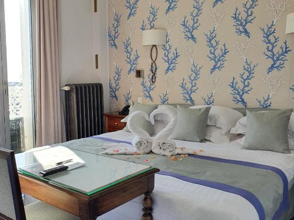 Hotel Splendid : photo 9 de la chambre chambre double ou lits jumeaux supérieure - vue sur mer