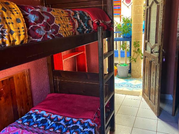 The Chill Art Hostel : photo 2 de la chambre petite chambre double