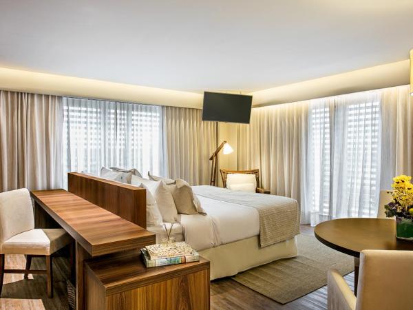 Vogue Square Fashion Hotel by Lenny Niemeyer : photo 2 de la chambre chambre lit king-size deluxe avec baignoire spa et balcon