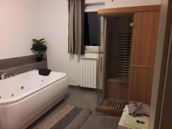 B&B Villa Vela : photo 1 de la chambre chambre double deluxe avec balcon