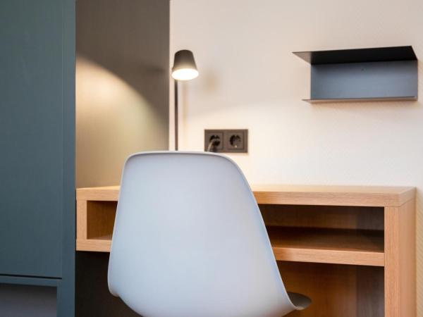 B-Hotel : photo 5 de la chambre ville 2