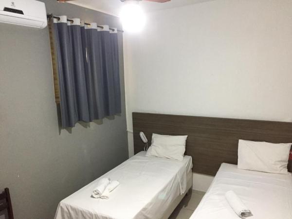 Novo Hotel Barro Preto : photo 10 de la chambre chambre lits jumeaux