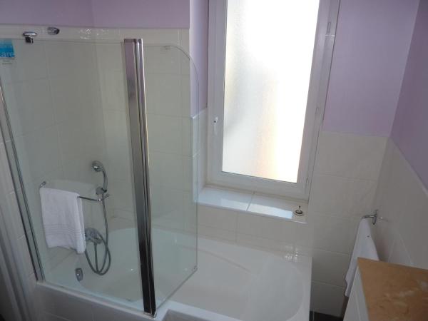 Urban Style, Hôtel Le Cheval Noir, Saint-Étienne : photo 2 de la chambre chambre double