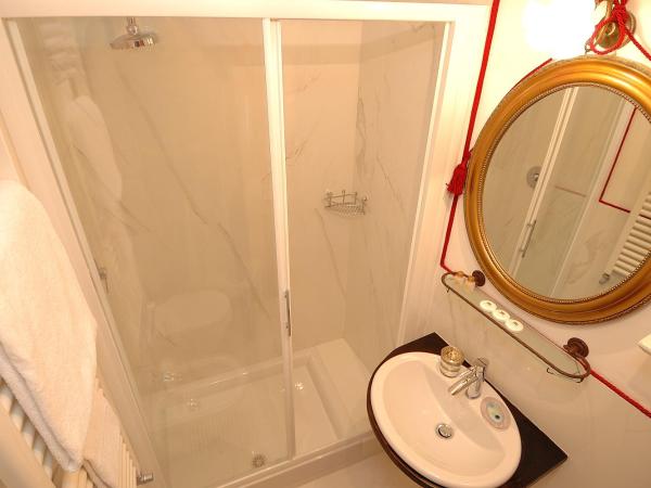 Residenza La Loggia : photo 7 de la chambre chambre double