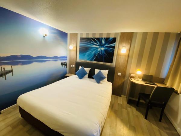 Hotel RBX - Roubaix Centre : photo 4 de la chambre chambre double
